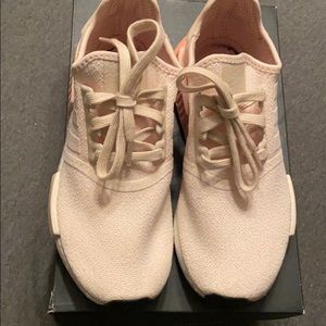 NMD - adidas women’s 7 & 1/2